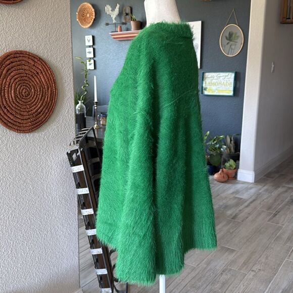 NWOT Free people Harrison Bunny Crew Long Sleeve Green Fuzzy Cozy Sweater Slouch - Picture 8 of 11